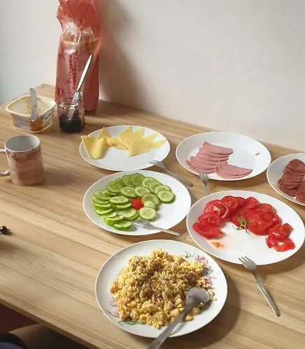 Say Yes בודפשט